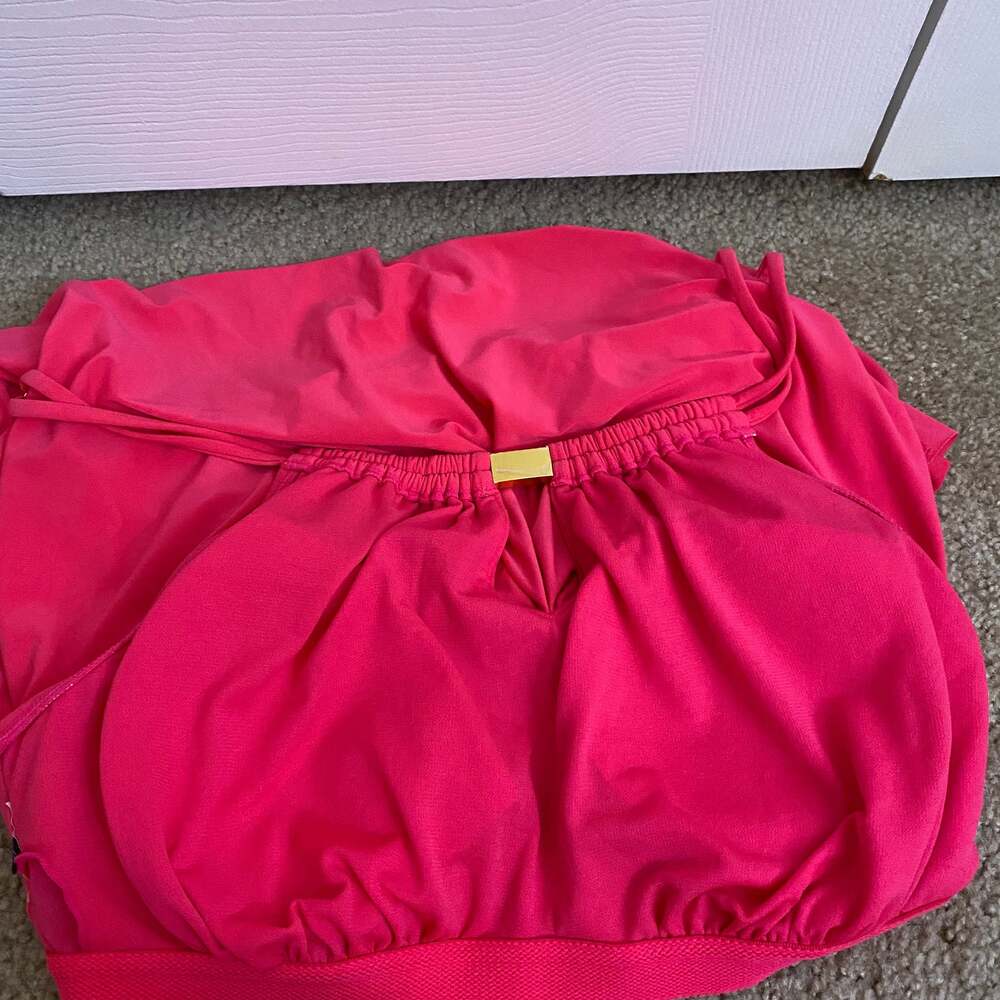 Bathing Top Size Large - Picture 12 of 15